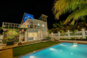 Abalone 6 BHK Villa by Stayscape
